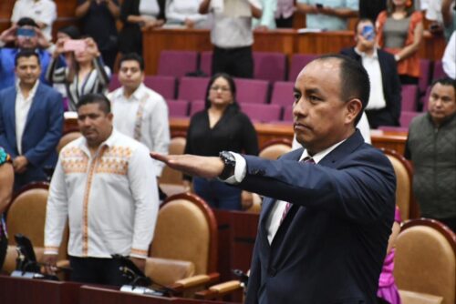 img-20231114-wa00066862364292535831577-500x334 Asume Sergio López Sánchez presidencia de Jucopo en el Congreso de Oaxaca