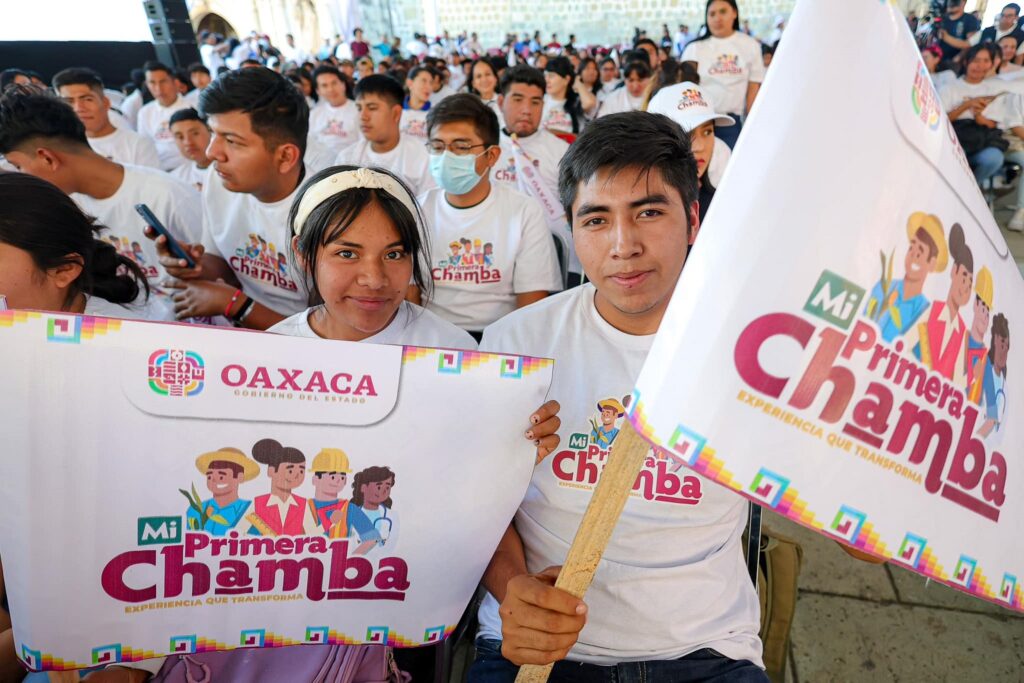 7-MI-PRIMERA-CHAMBA-1024x683 Beneficiará Mi Primera Chamba a personas recién egresadas de universidades de Oaxaca