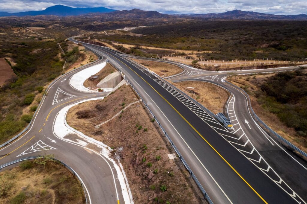 GOBERNADOR-INAUGURACION-AUTOPISTA-6-1024x682 Autopista Oaxaca- Puerto Escondido, el sueño de más de 15 años se consolida en la Cuarta Transformación