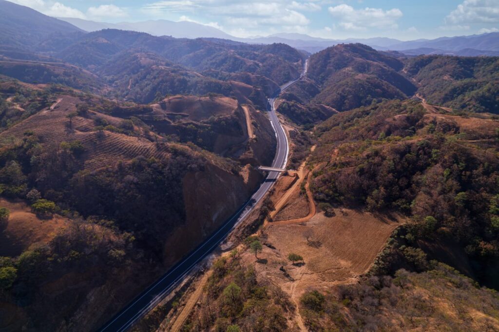 GOBERNADOR-INAUGURACION-AUTOPISTA-7-1024x682 Autopista Oaxaca- Puerto Escondido, el sueño de más de 15 años se consolida en la Cuarta Transformación